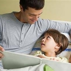 الحدیث والاستماع إلى القصص وتأثیراتهما النفسیه على الأطفال