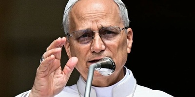 البابا لیو الرابع عشر یعرب عن قلقه إزاء الهجوم الأمریکی‑الإسرائیلی على إیران