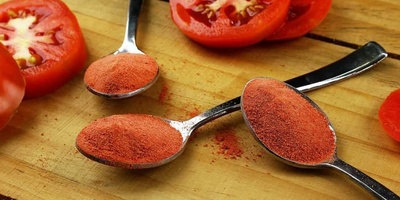 لا تشتری معجون الطماطم بعد الآن! اصنع مسحوق الطماطم الاحترافی بهذه الطریقه البسیطه