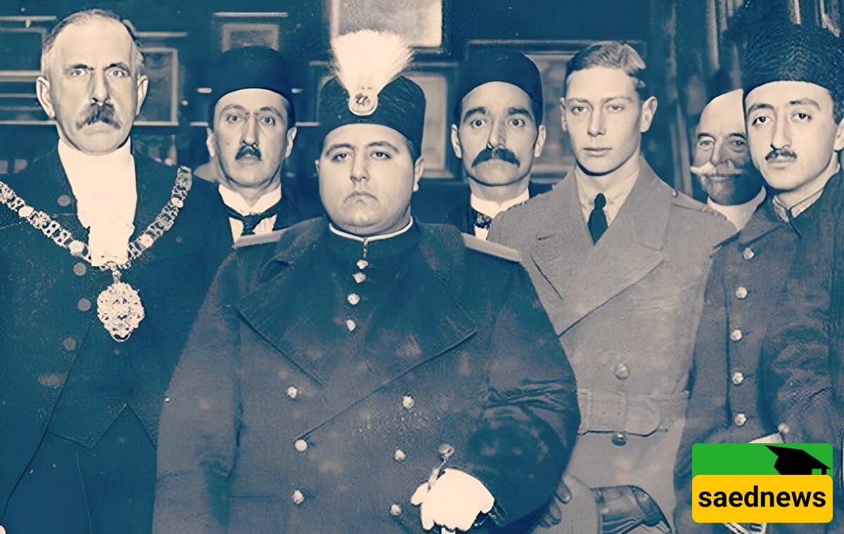 أحمد شاه قاجار فی إطار التاریخ: صوره نادره لولی عهد إیران الصغیر فی المدرسه عام 1910