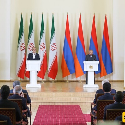 الرئیس الإیرانی: ندعم وحده اراضی ارمینیا.. إسناد حل قضایا القوقاز إلى قوى الأجنبیه سیُعقّدها