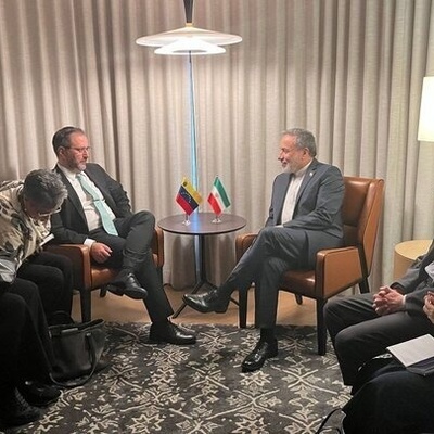 الدبلوماسیه العالمیه فی العمل: تعزیز العلاقات بین إیران وفنزویلا