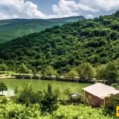 رحله إلى بحیره البجع: وجهه آسره ومهیبه