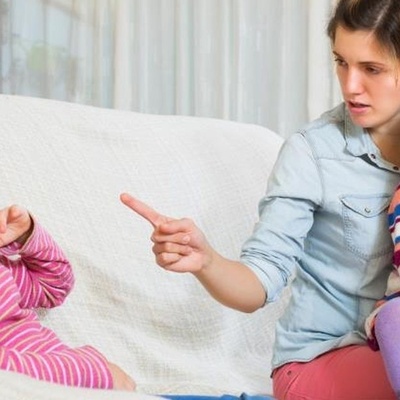 العقاب الجسدی: تأدیب أم إساءه؟ اکتشافات صادمه من أبحاث جدیده