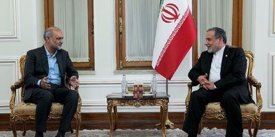 عراقجی: الصداقه والأخوه بین إیران وباکستان متینه وراسخه الجذور