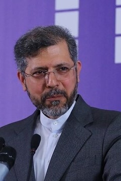 خطیب‌ زاده: المشاورات تستمر مع أوروبا