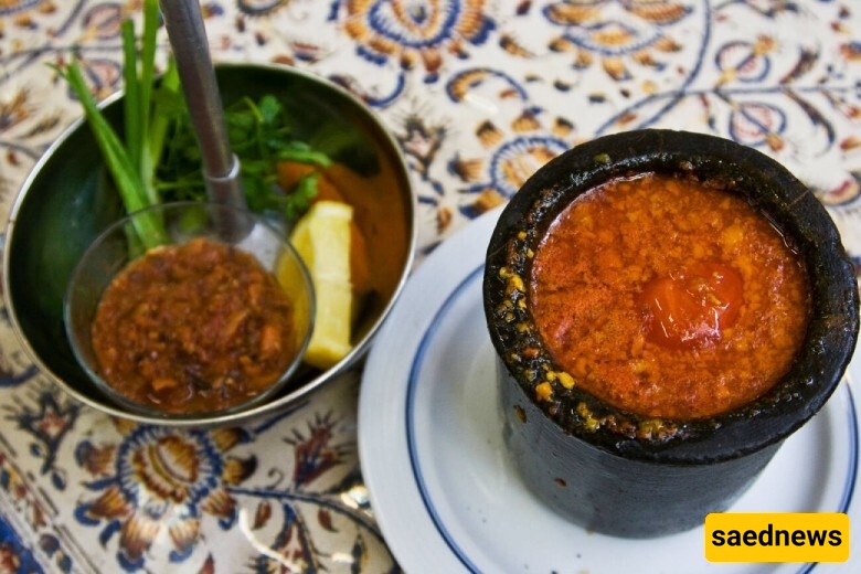 تذوّق التقالید: متع المأکولات فی مشهد