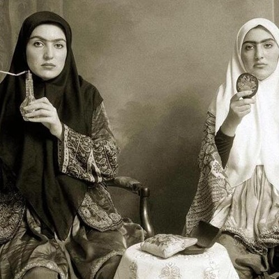 صوره مثیره للاهتمام لأدوات التجمیل فی العصر القاجاری