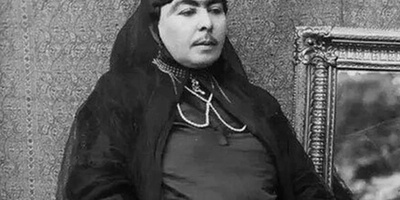 لمحات نادره من الحیاه الیومیه فی إیران قبل 103 أعوام: أزیاء عصر القاجار والأسالیب الأنیقه الخالده