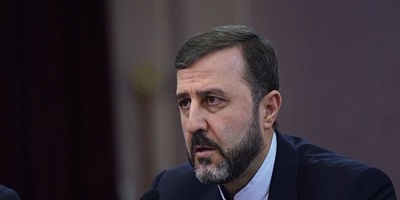غریب‌آبادی: إیران منفتحه على الدبلوماسیه ومستعده للدفاع عن نفسها