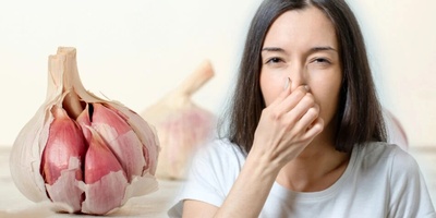 أخیرًا، تم الکشف عن الحل العلمی للتخلص من رائحه الثوم نهائیًا!