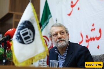 لاریجانی لم یسعَ لتقدیم نفسه کبطل فی روایه حرب الأیام الـ12... والآن ندرک کم کان الإقصاء السیاسی بحقه خطأً فادحاً؛ إنه رجل الأزمات بحق
