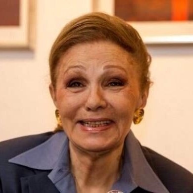 تسریب صور سریه تُظهر حداد عادل یقبل ید فرح پهلوی — ما القصه الحقیقیه؟