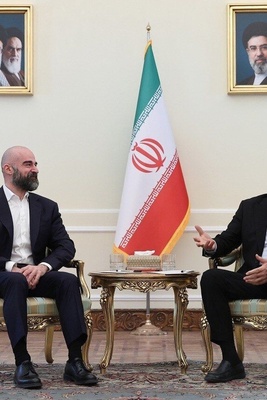بزشکیان: إیران مستعده لمعالجه القضایا الإقلیمیه عبر الدبلوماسیه